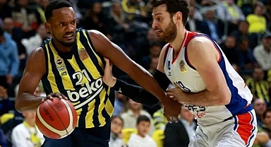 SON DAKİKA: Potada nefes kesen derbi: Fenerbahçe Beko, Anadolu Efes'i uzatmalarda devirdi